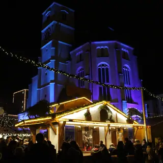 Christkindlmarkt am Neupfarrplatz in Regensburg