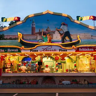Würzburger Frühjahrsvolksfest in Würzburg